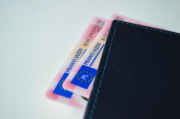 Jak załatwić prawo jazdy na lewo? Zapomnij o mitach, poznaj prawdę jak załatwić prawo jazdy na lewo